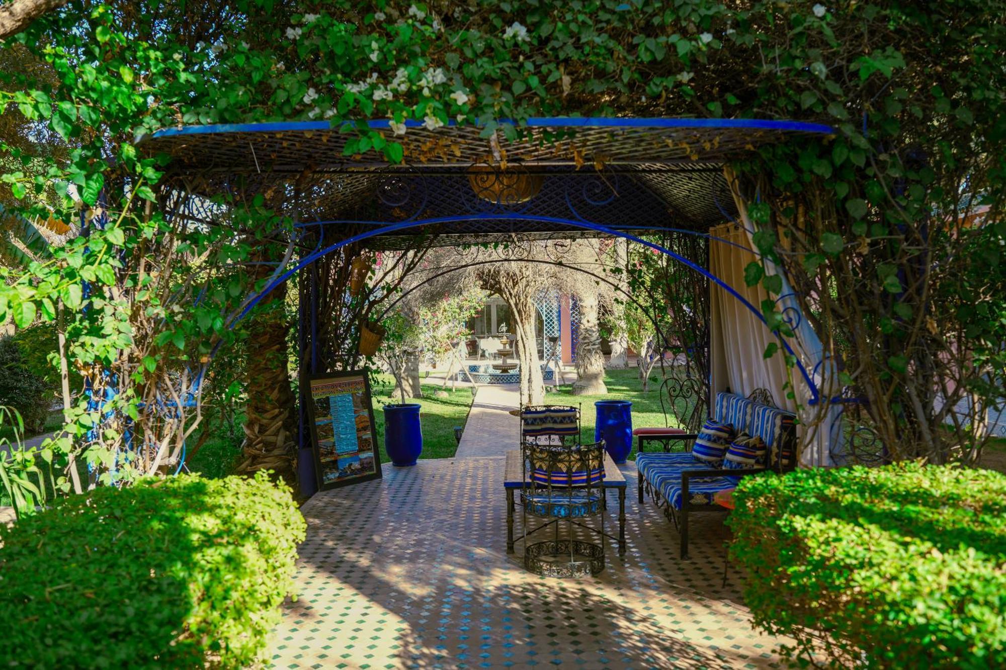 Riad Redwan Douar Caid Layadi Bagian luar foto