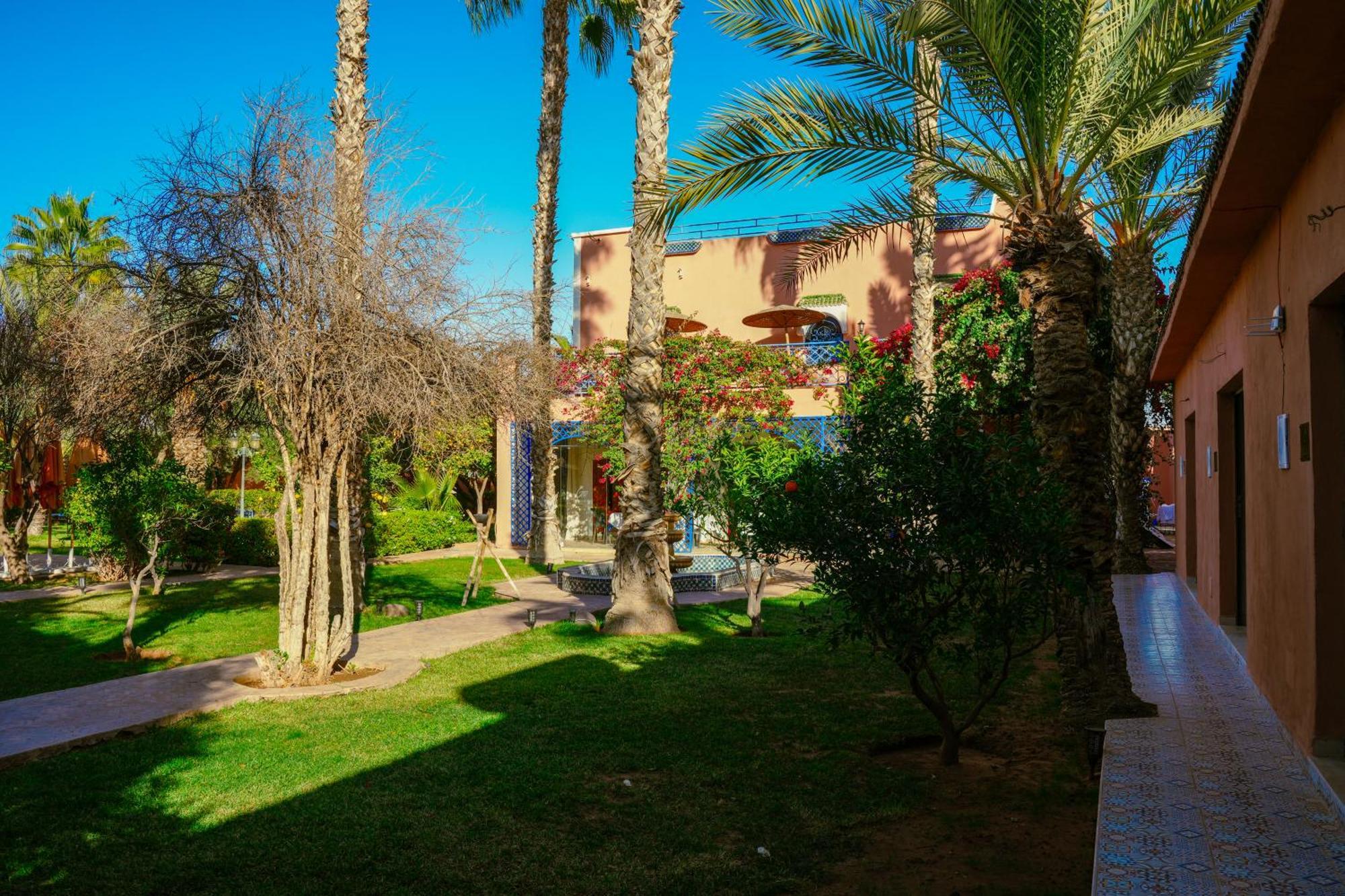 Riad Redwan Douar Caid Layadi Bagian luar foto