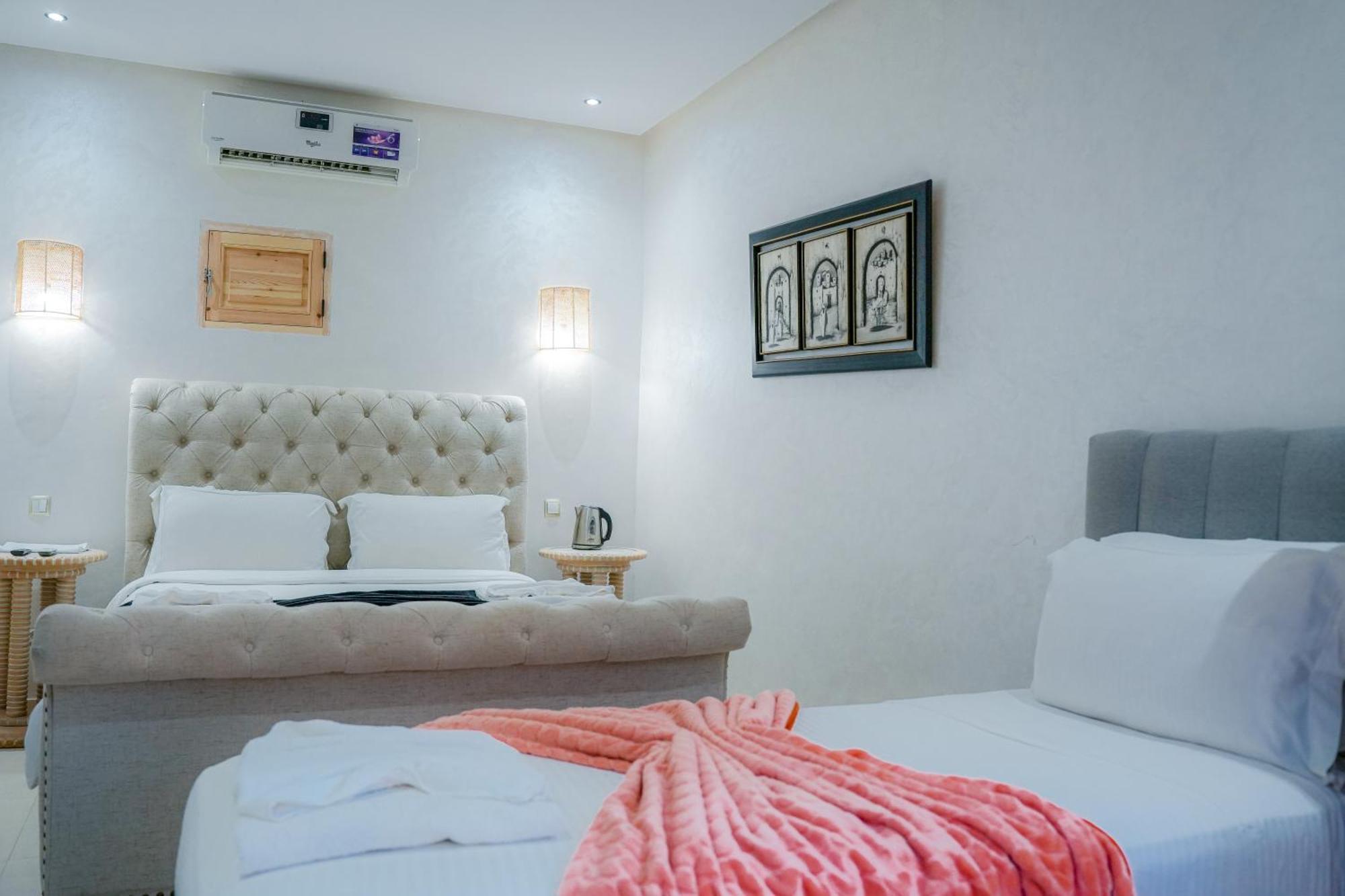 Riad Redwan Douar Caid Layadi Bagian luar foto
