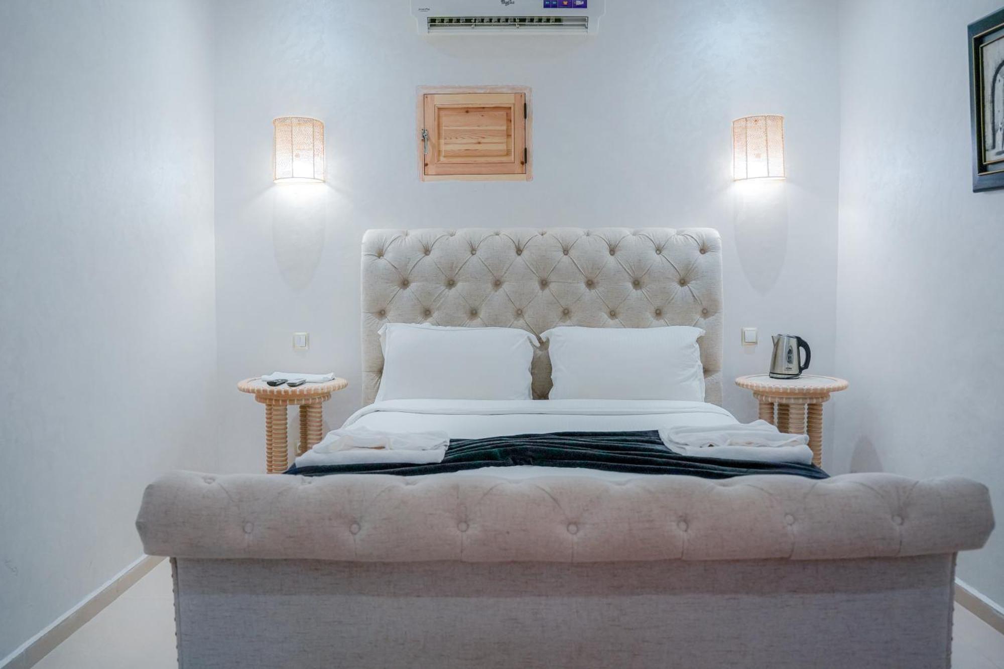 Riad Redwan Douar Caid Layadi Bagian luar foto