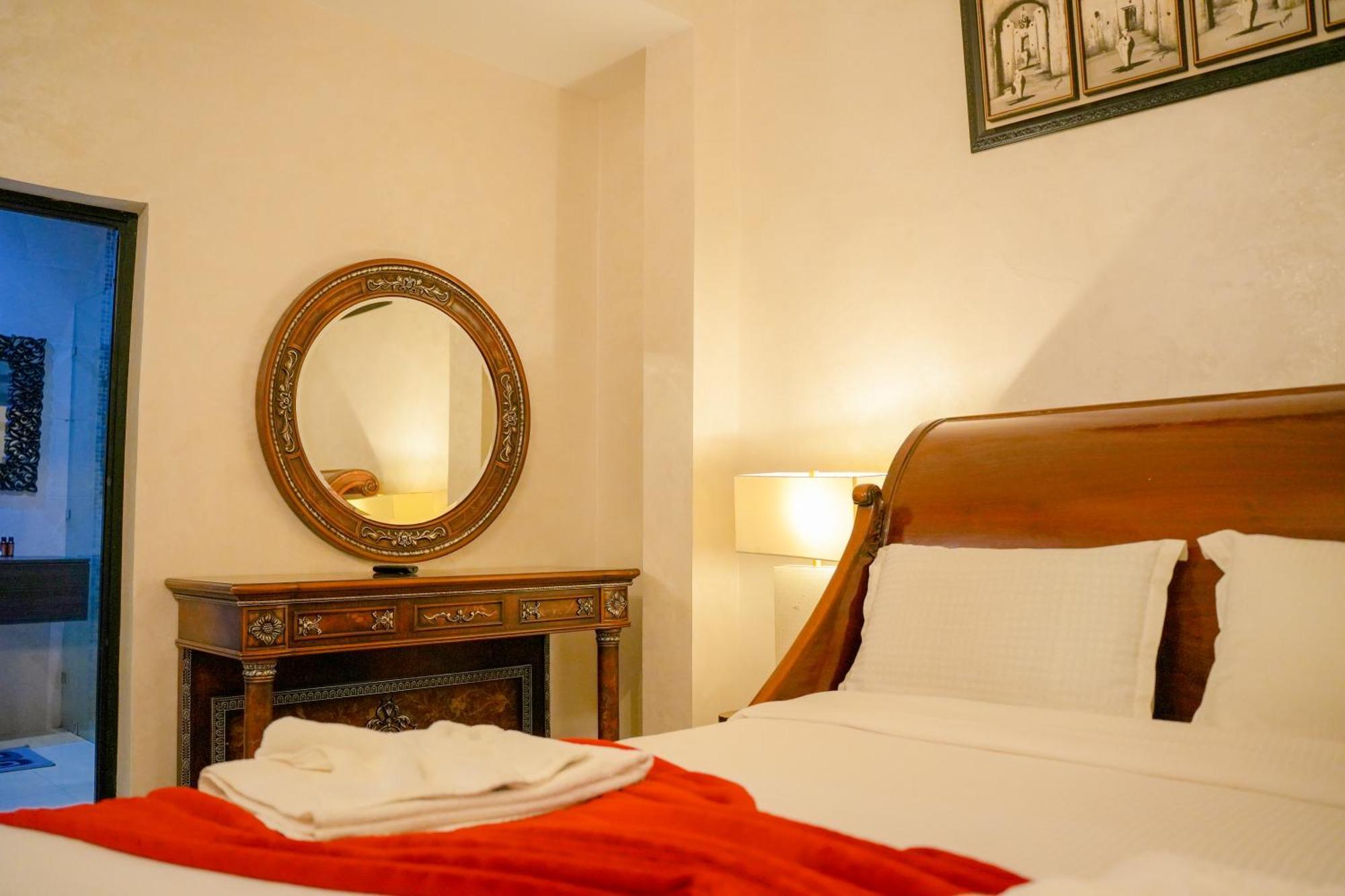 Riad Redwan Douar Caid Layadi Bagian luar foto